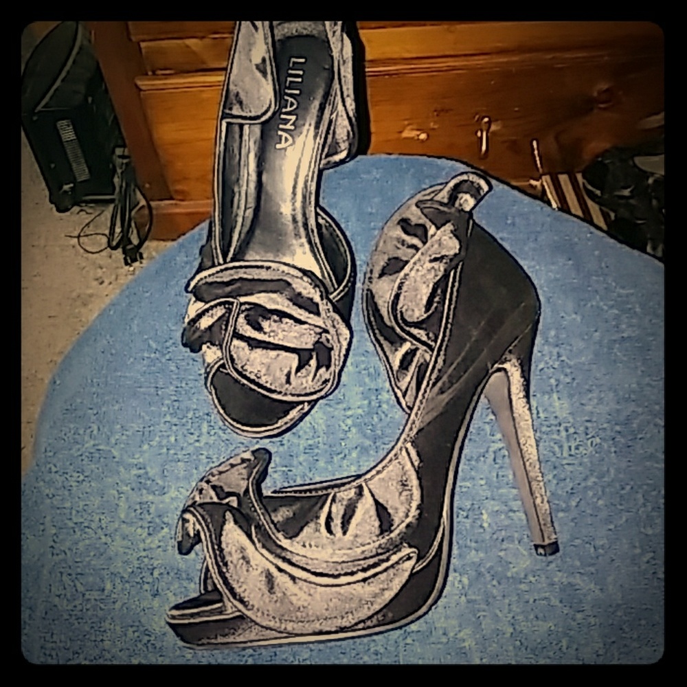 5" Peep Toe Ruffled Black Satin Heels